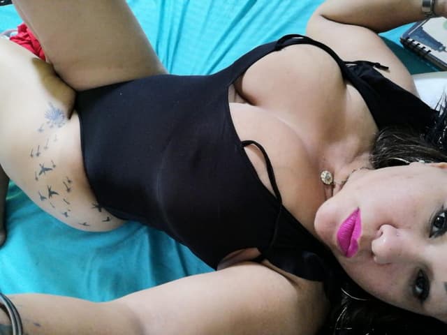 WebCAM von alondra_bigboobs