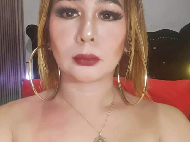 WebCAM di SELFSUCKCUMMER