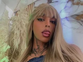 WebCAM of AriannaThonson